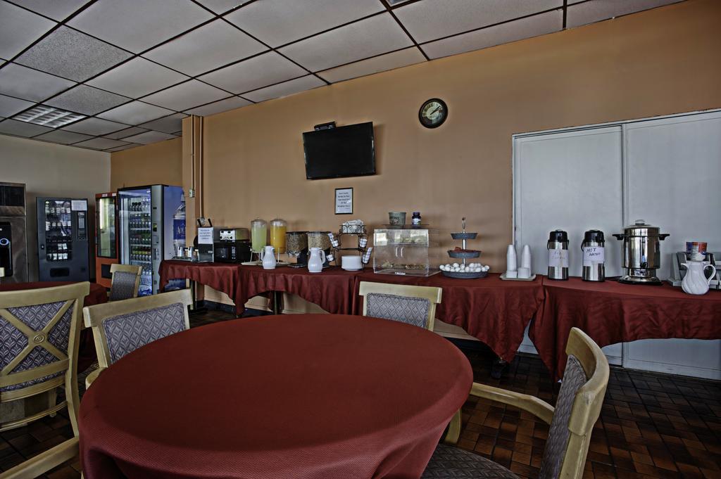 Bayview Inn And Suites แอตแลนติกซิตี้ ภายนอก รูปภาพ