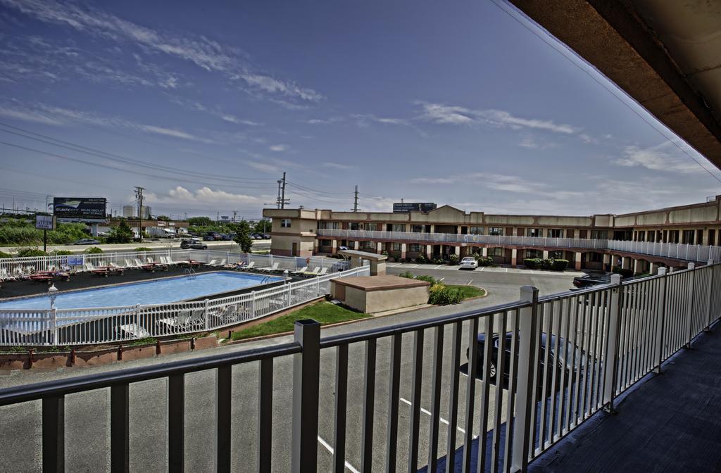 Bayview Inn And Suites แอตแลนติกซิตี้ ภายนอก รูปภาพ